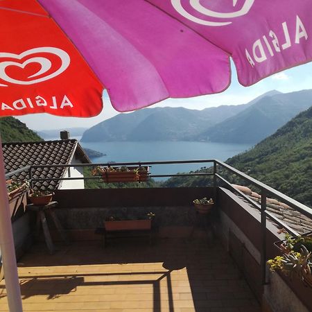 فيلا Casa Vacanze 'La Piazza' زونه المظهر الخارجي الصورة