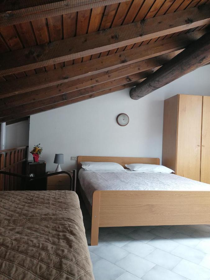 فيلا Casa Vacanze 'La Piazza' زونه المظهر الخارجي الصورة