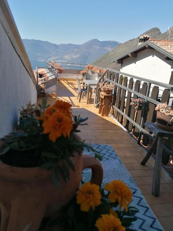 فيلا Casa Vacanze 'La Piazza' زونه المظهر الخارجي الصورة
