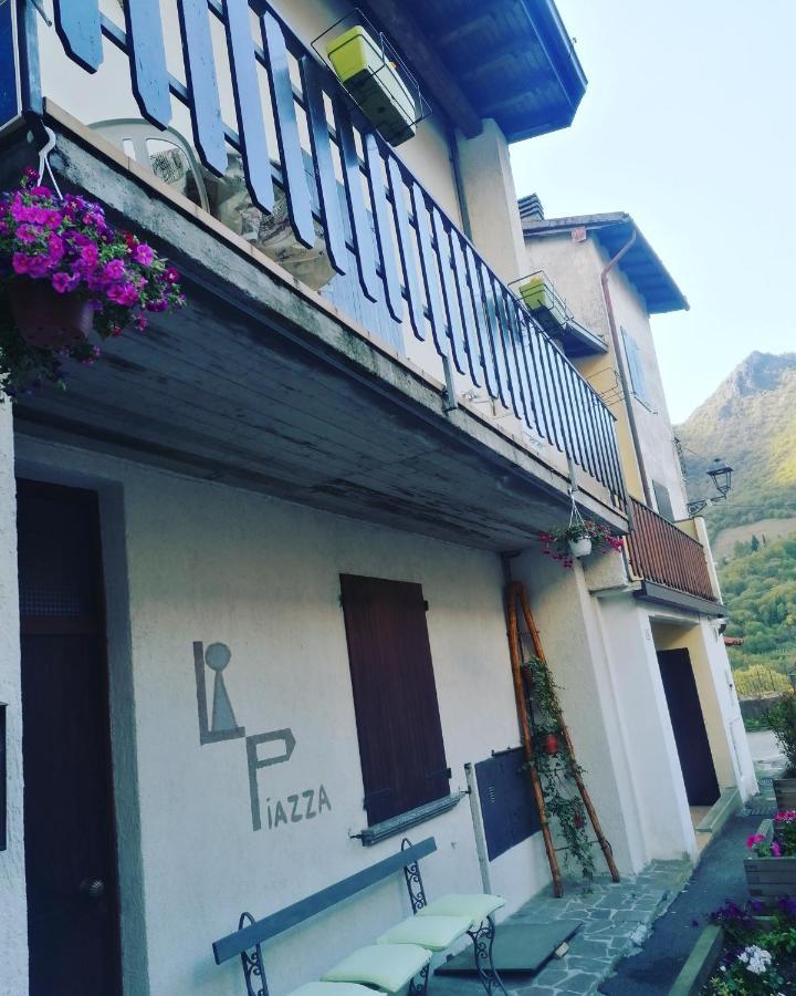 فيلا Casa Vacanze 'La Piazza' زونه المظهر الخارجي الصورة