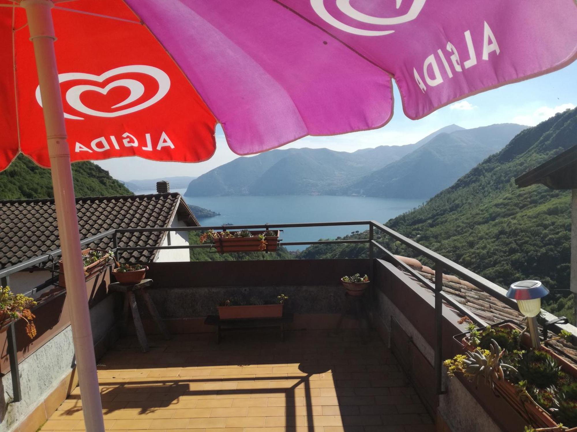 فيلا Casa Vacanze 'La Piazza' زونه المظهر الخارجي الصورة